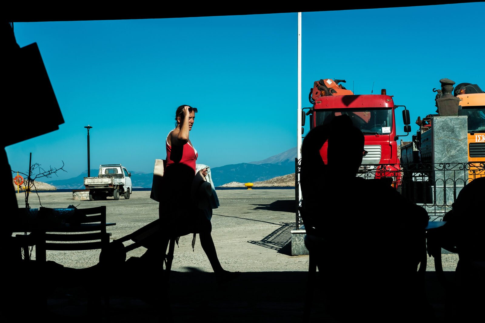 Street photograph, Grecia, 2026