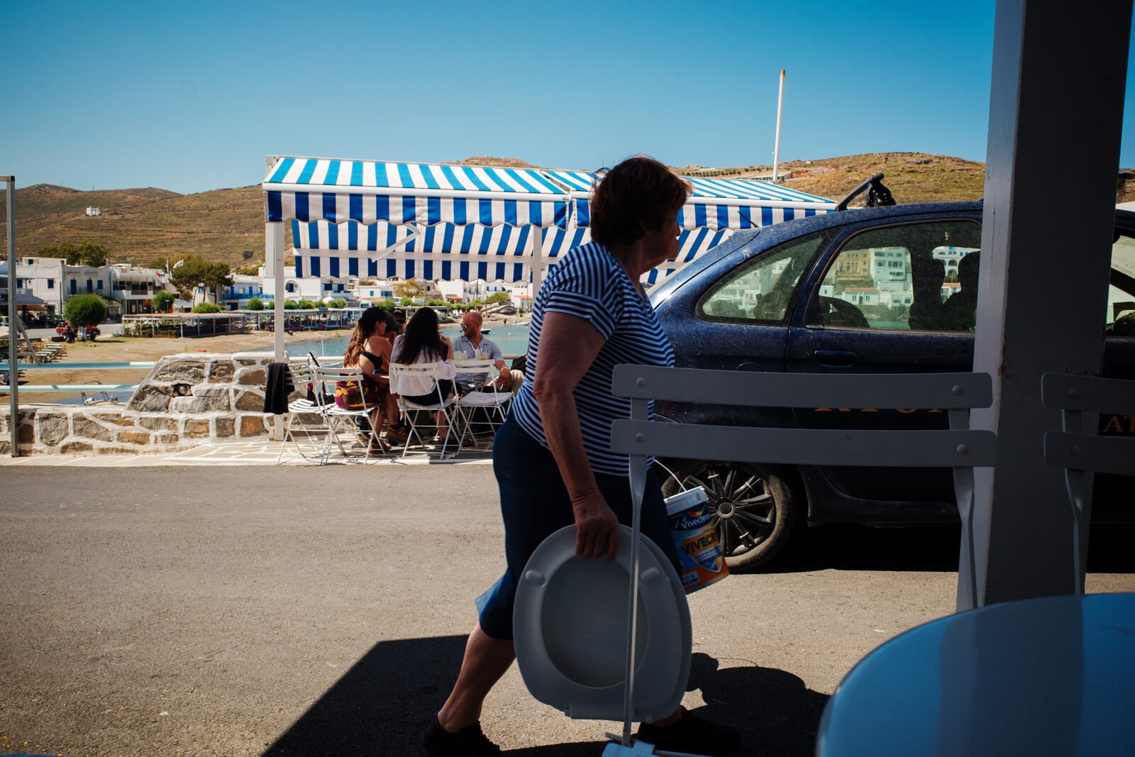 Street photograph, Grecia, 2026
